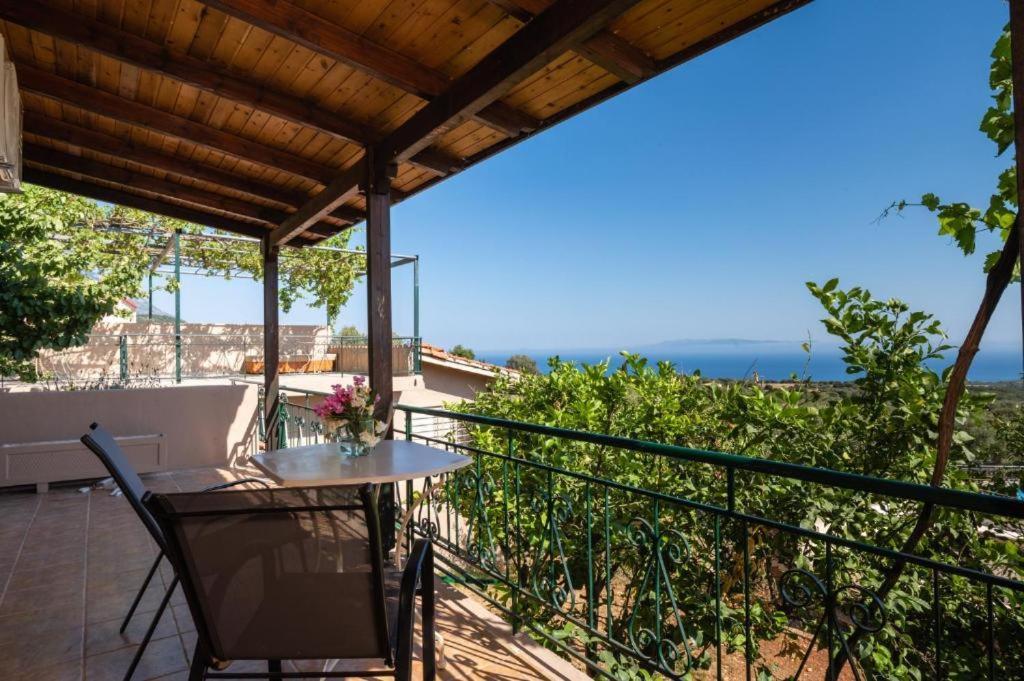 Angon Hilltop Resort At Kefalonia מראה חיצוני תמונה